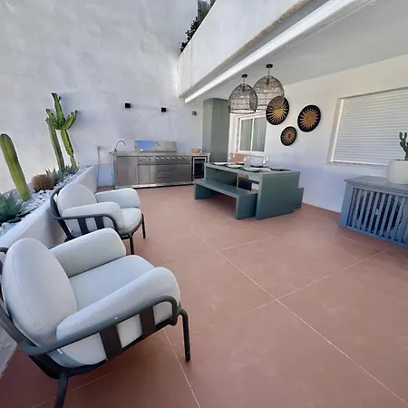61 - 3ch A Nueva Andalucia Apartment *